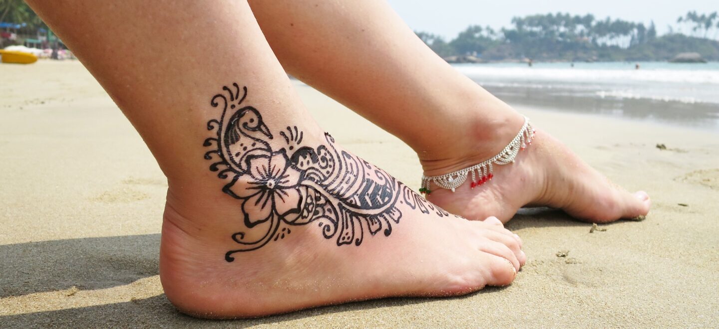 Even een henna tatoeage… Oppassen geblazen!