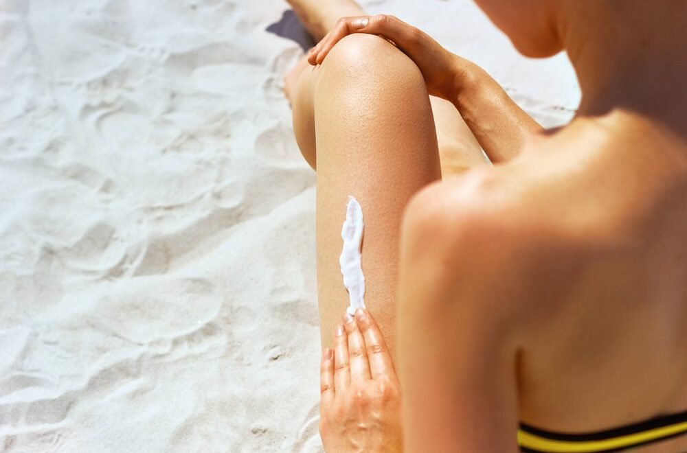 11 smoesjes om je niet in te smeren met een zonnebrandcrème