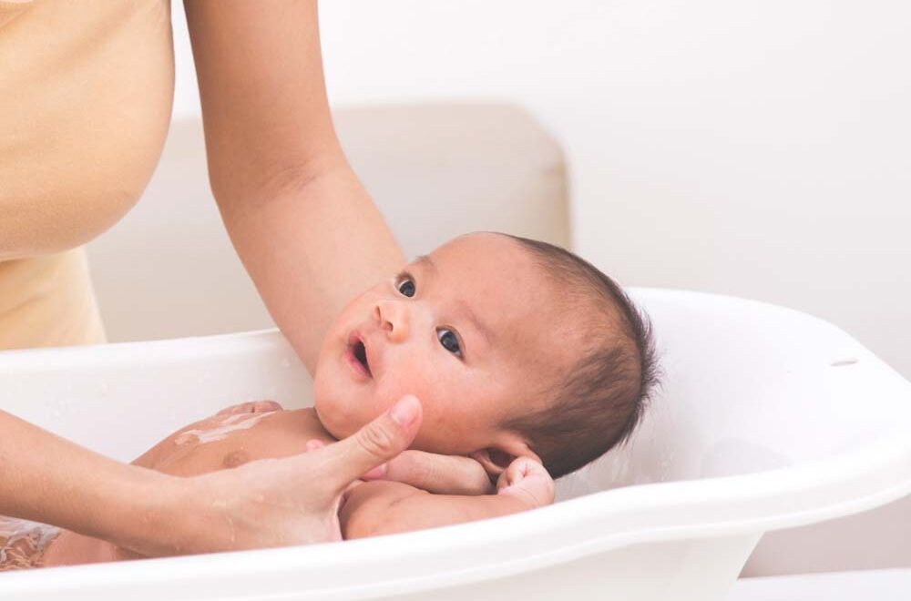 Advies over badderen en douchen: baby, kind en puber