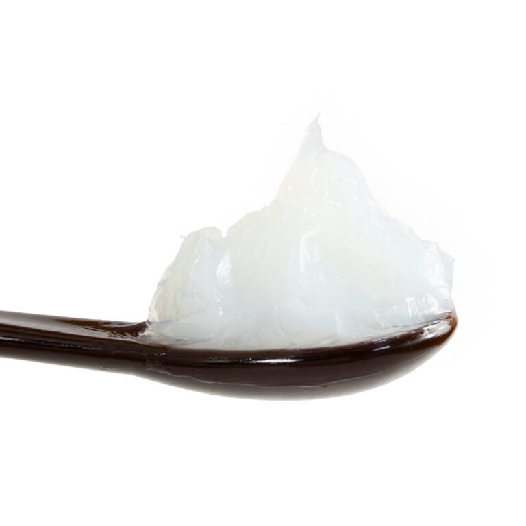 Vaseline op een lepel. Wat kan vaseline betekenen voor je huid, Drs Leenarts.
